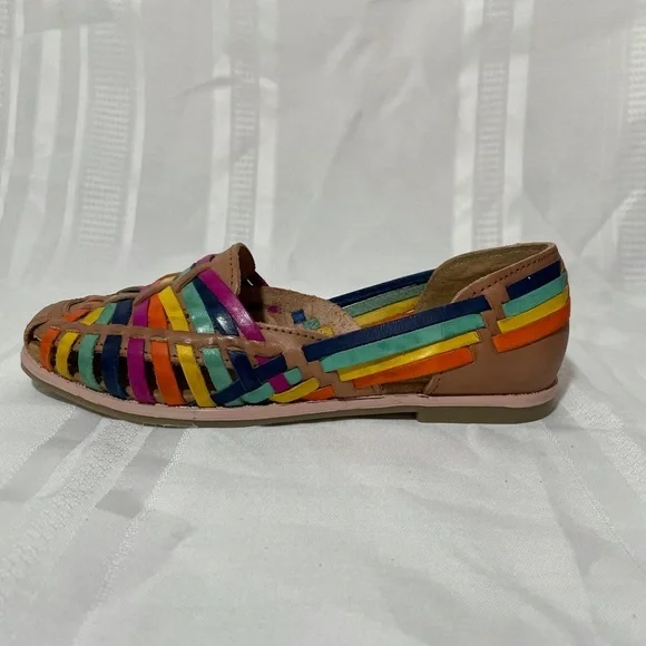 Traditional multi color sandals - Picture 2 of 5